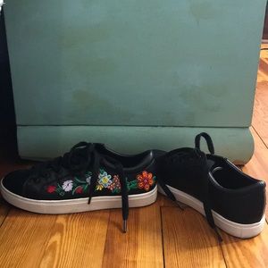 Floral Steve Madden Sneakers size 8